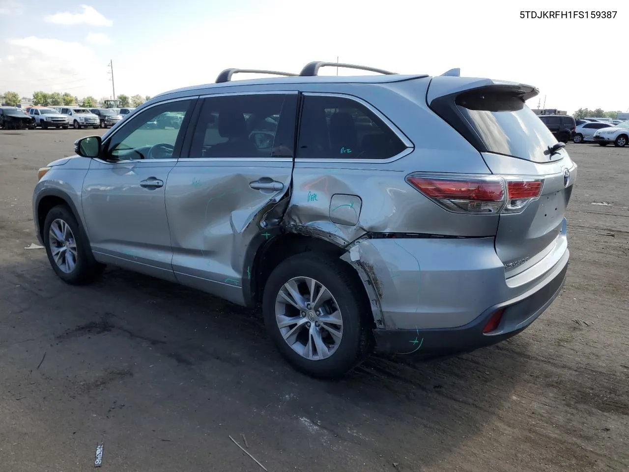 5TDJKRFH1FS159387 2015 Toyota Highlander Xle