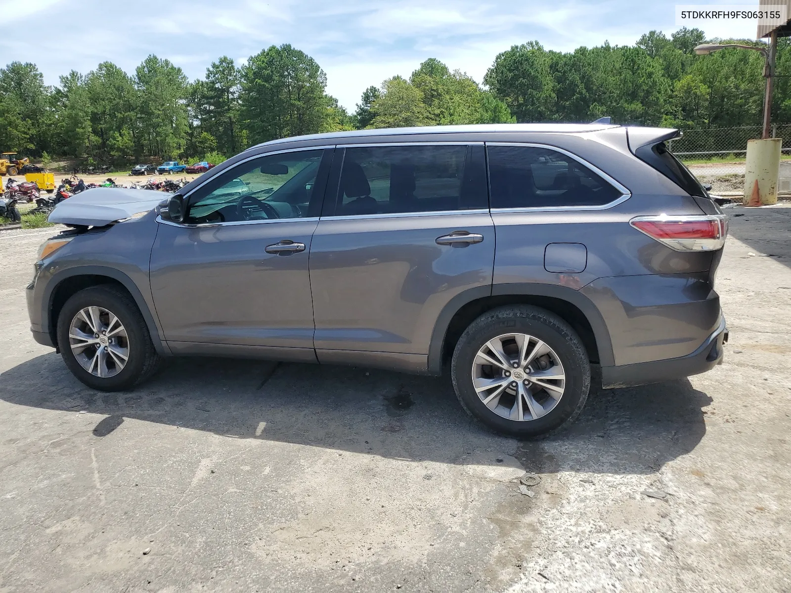 2015 Toyota Highlander Xle VIN: 5TDKKRFH9FS063155 Lot: 64421314