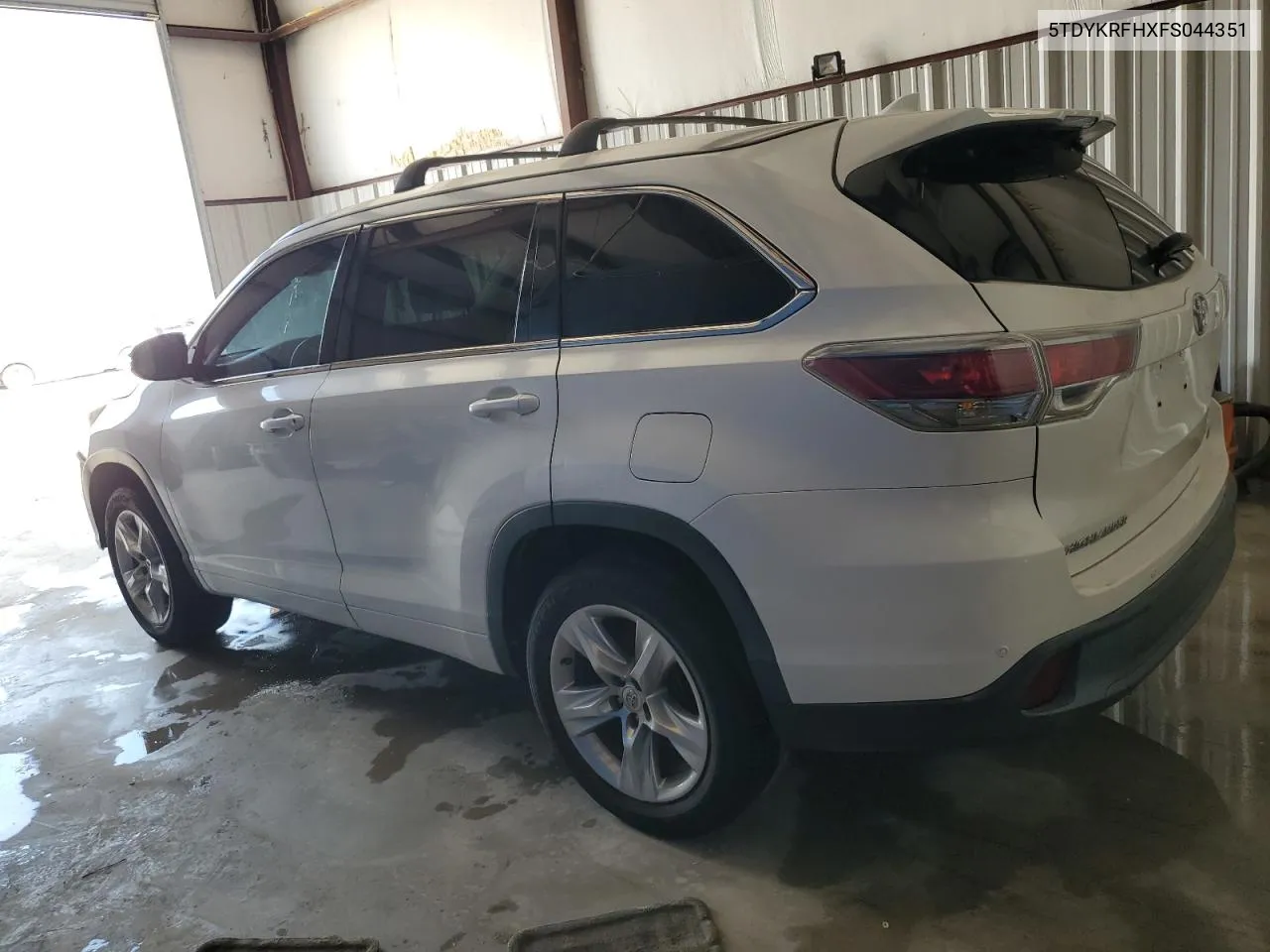 2015 Toyota Highlander Limited VIN: 5TDYKRFHXFS044351 Lot: 67281014