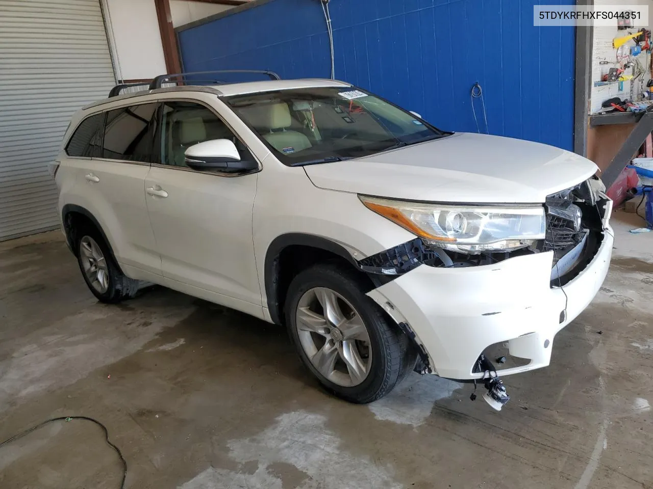 2015 Toyota Highlander Limited VIN: 5TDYKRFHXFS044351 Lot: 67281014