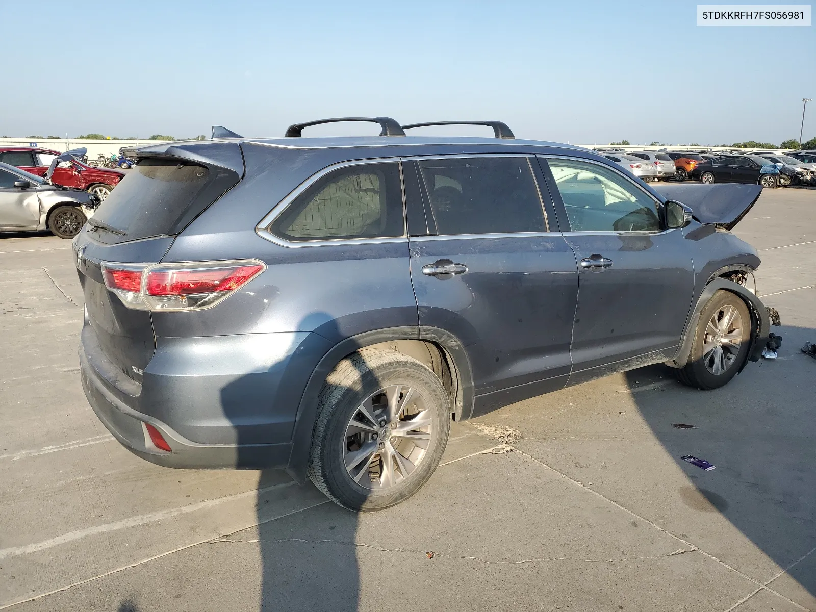 5TDKKRFH7FS056981 2015 Toyota Highlander Xle