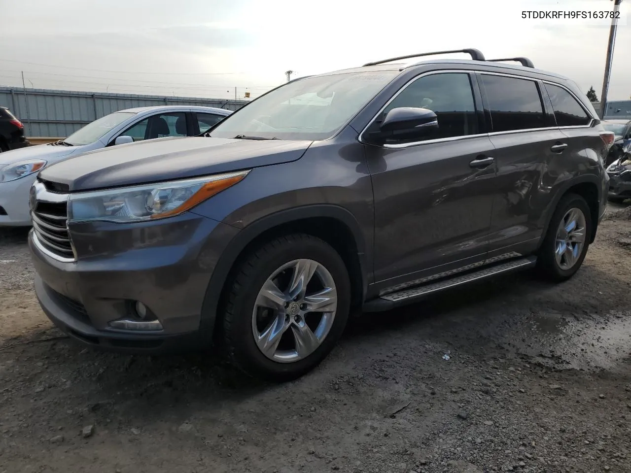 5TDDKRFH9FS163782 2015 Toyota Highlander Limited