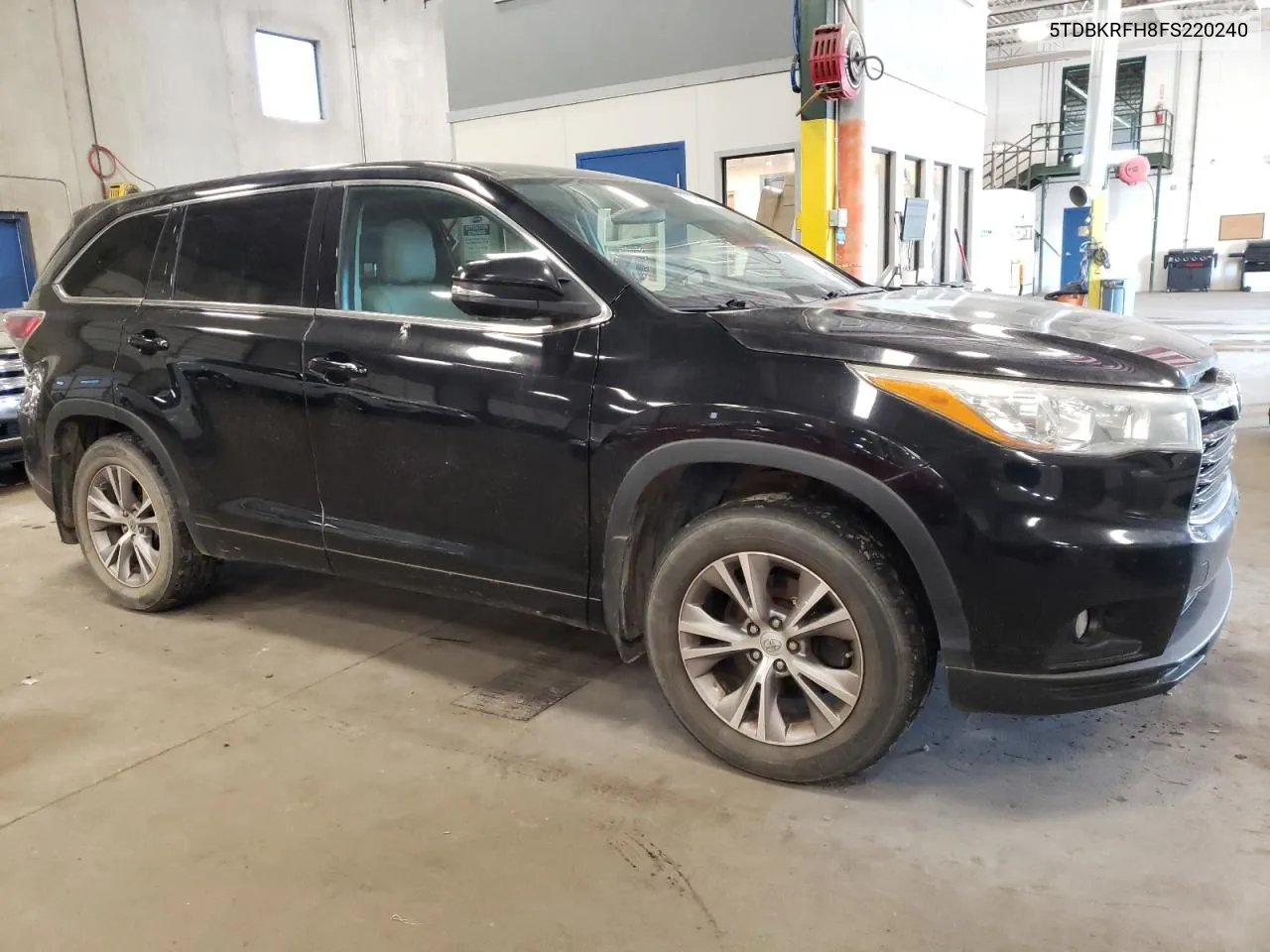 2015 Toyota Highlander Le VIN: 5TDBKRFH8FS220240 Lot: 70767714