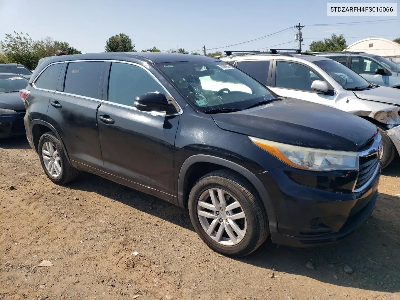 2015 Toyota Highlander Le VIN: 5TDZARFH4FS016066 Lot: 70882304