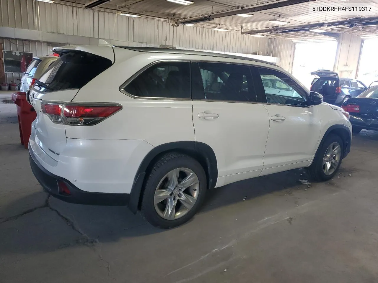 2015 Toyota Highlander Limited VIN: 5TDDKRFH4FS119317 Lot: 73603614