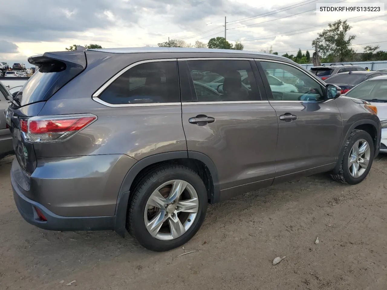 2015 Toyota Highlander Limited VIN: 5TDDKRFH9FS135223 Lot: 73924954