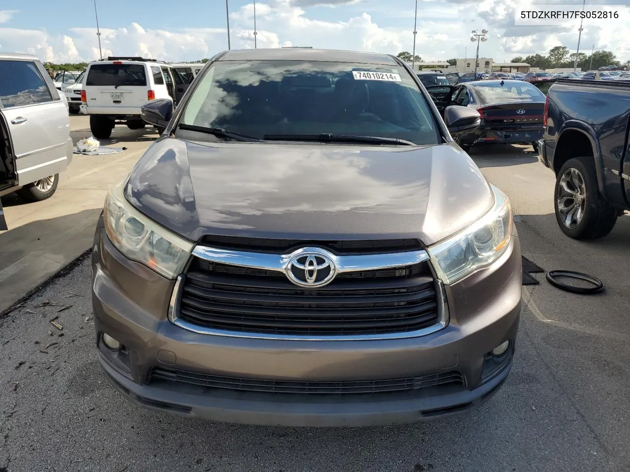 2015 Toyota Highlander Le VIN: 5TDZKRFH7FS052816 Lot: 74010214