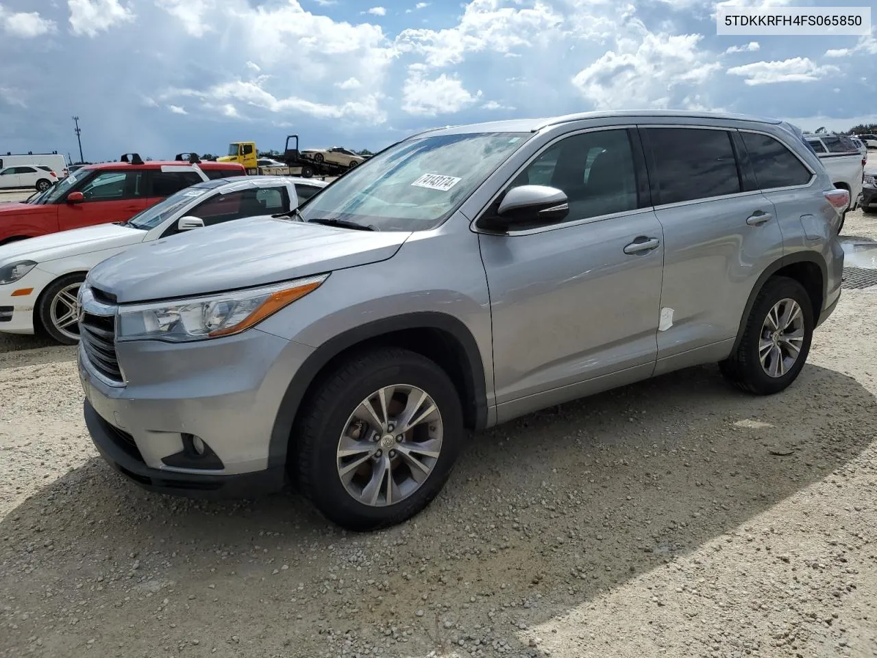 2015 Toyota Highlander Xle VIN: 5TDKKRFH4FS065850 Lot: 74143174