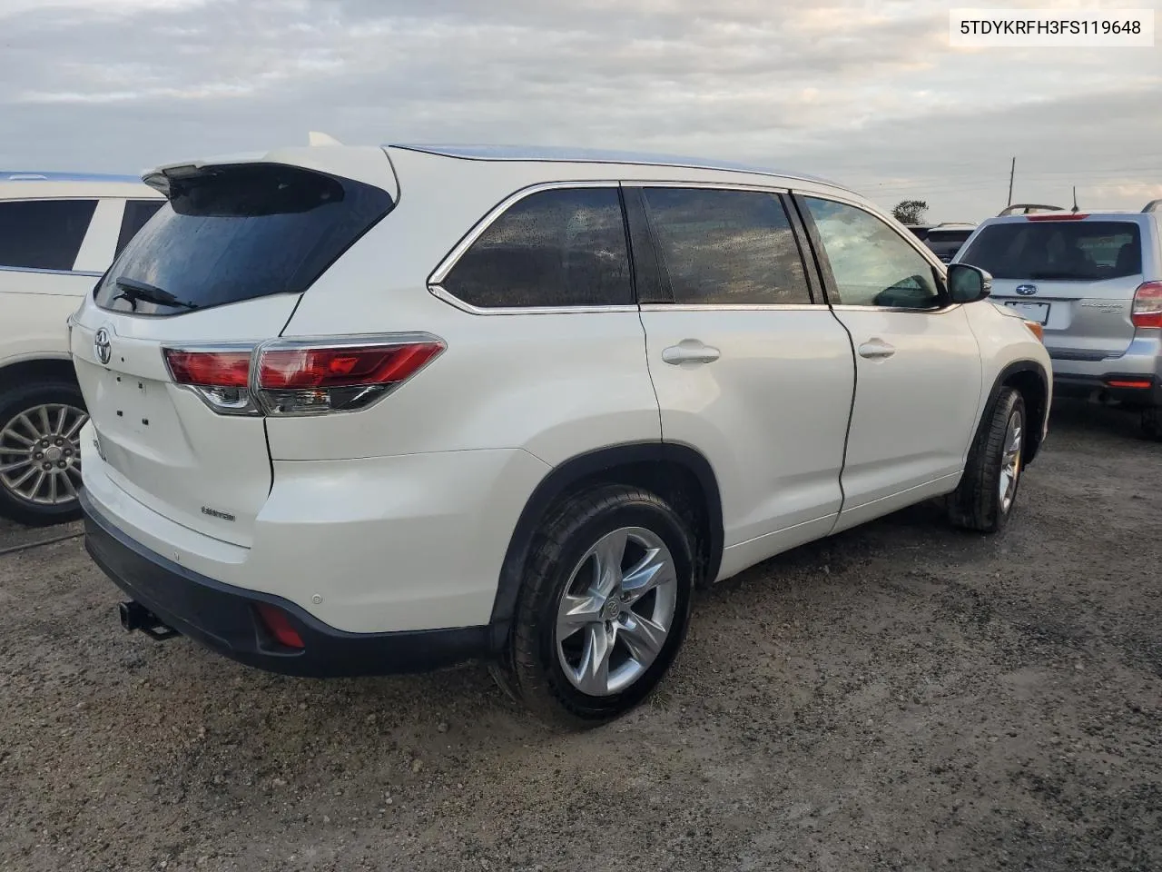 2015 Toyota Highlander Limited VIN: 5TDYKRFH3FS119648 Lot: 74313654