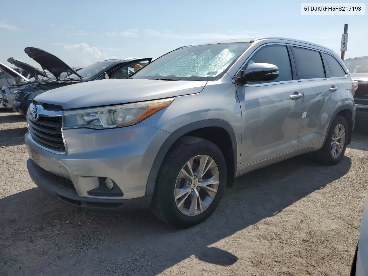 5TDJKRFH5FS217193 2015 Toyota Highlander Xle