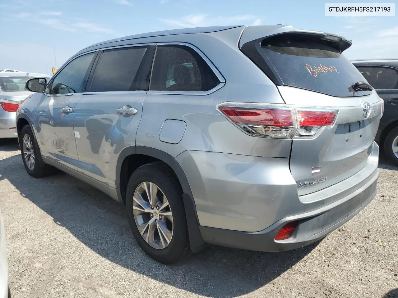 2015 Toyota Highlander Xle VIN: 5TDJKRFH5FS217193 Lot: 76268344