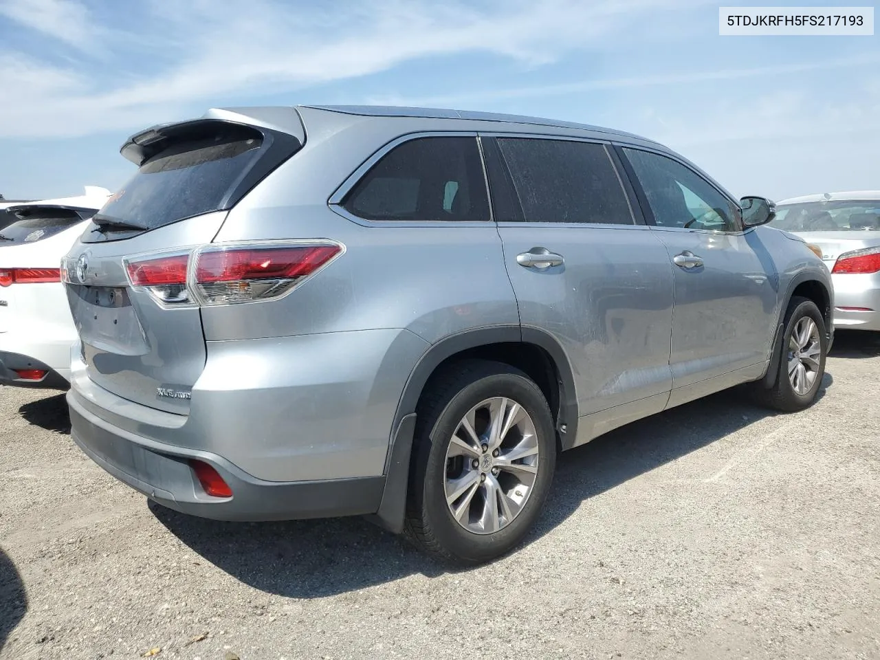 5TDJKRFH5FS217193 2015 Toyota Highlander Xle