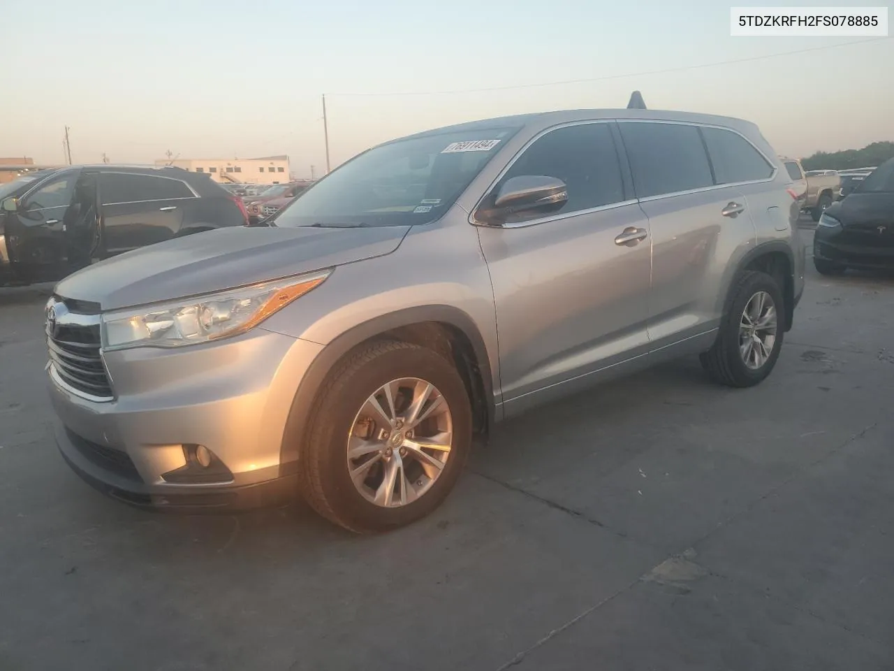 2015 Toyota Highlander Le VIN: 5TDZKRFH2FS078885 Lot: 76911494