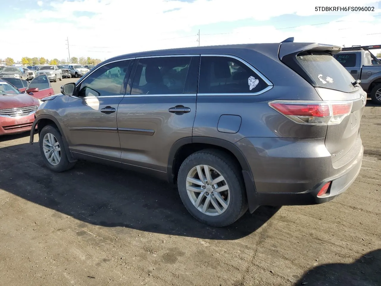 2015 Toyota Highlander Le VIN: 5TDBKRFH6FS096002 Lot: 77685624