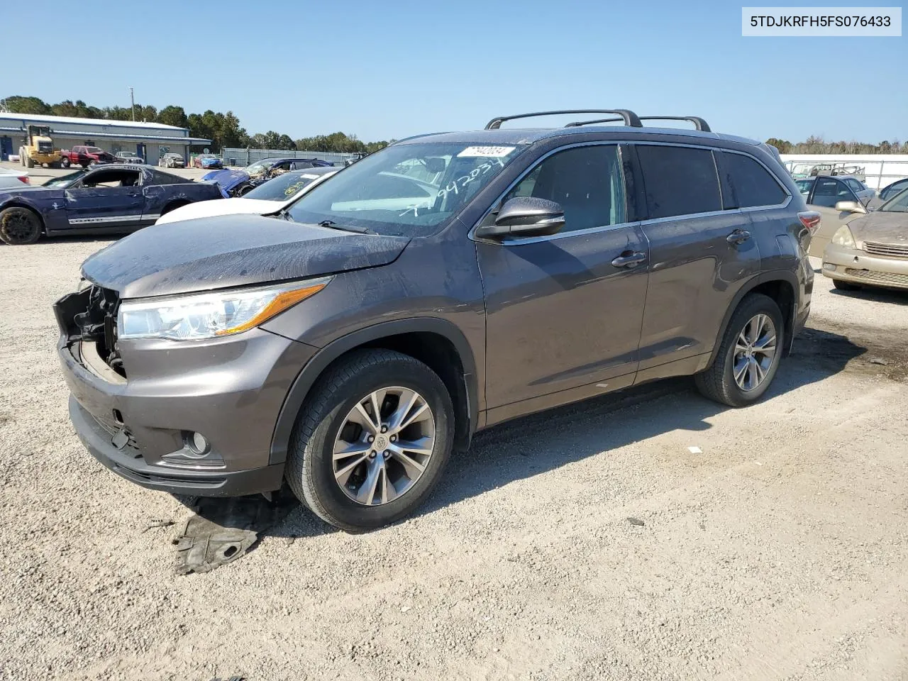 5TDJKRFH5FS076433 2015 Toyota Highlander Xle