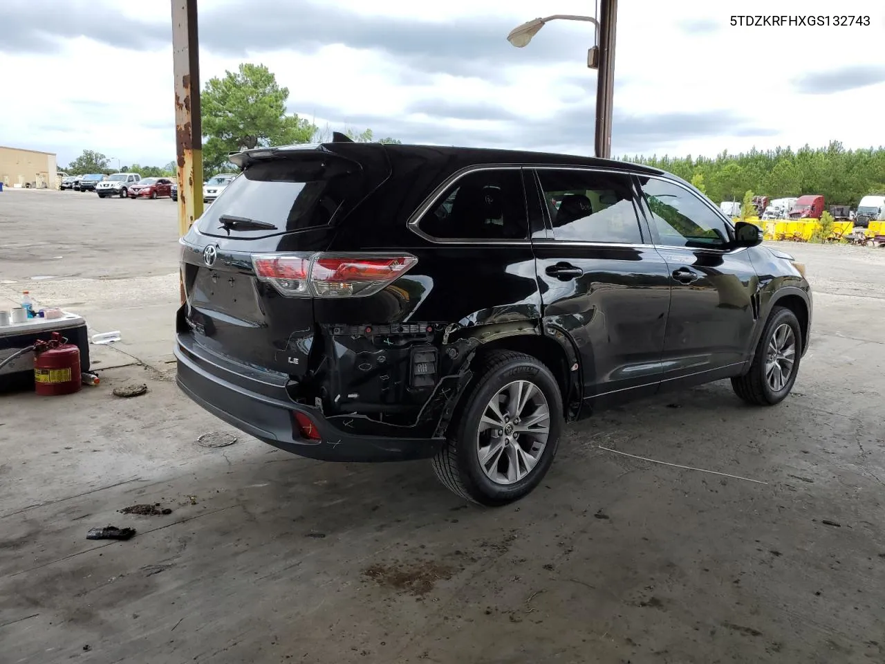 2016 Toyota Highlander Le VIN: 5TDZKRFHXGS132743 Lot: 57421484