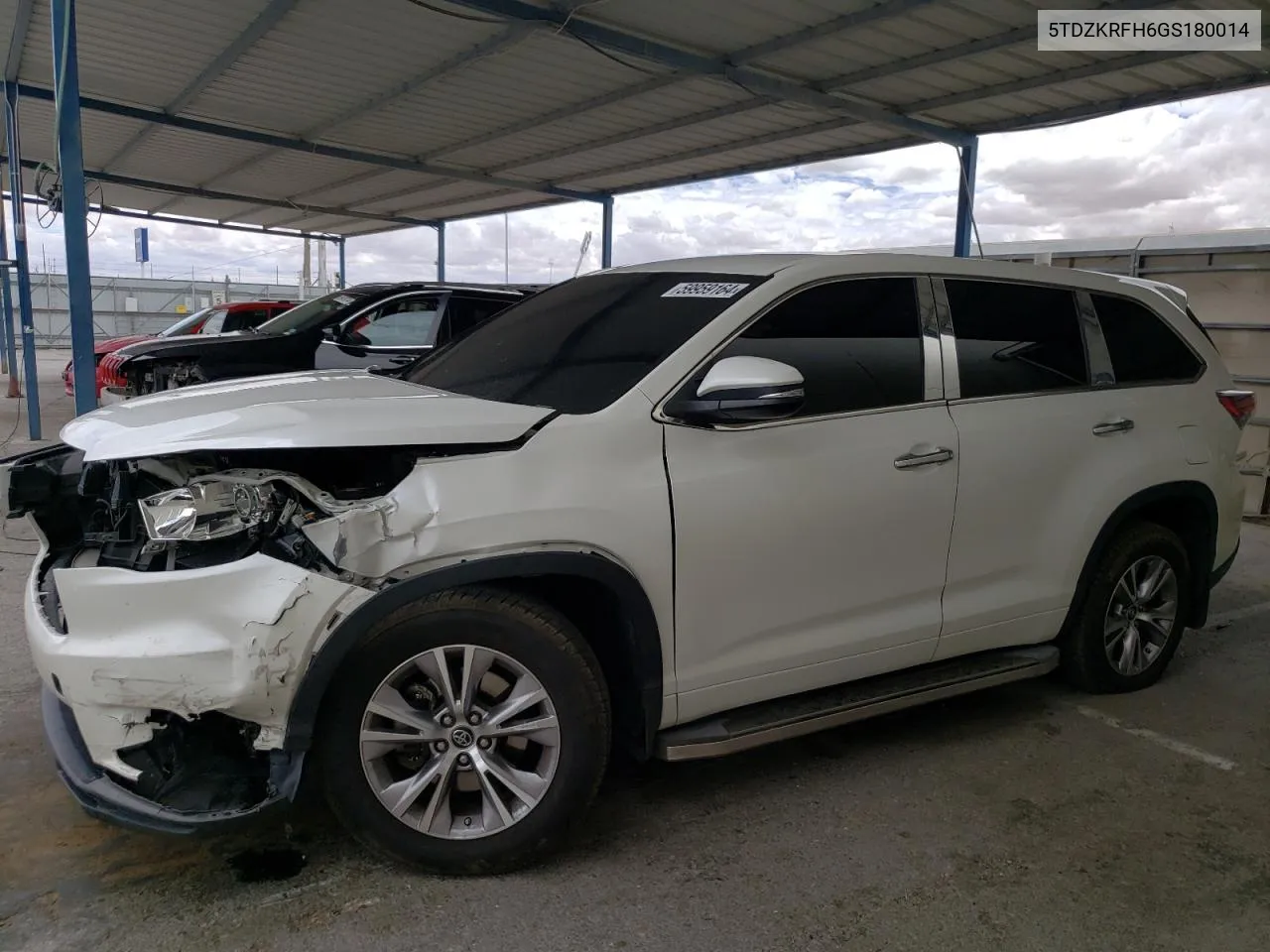 5TDZKRFH6GS180014 2016 Toyota Highlander Le