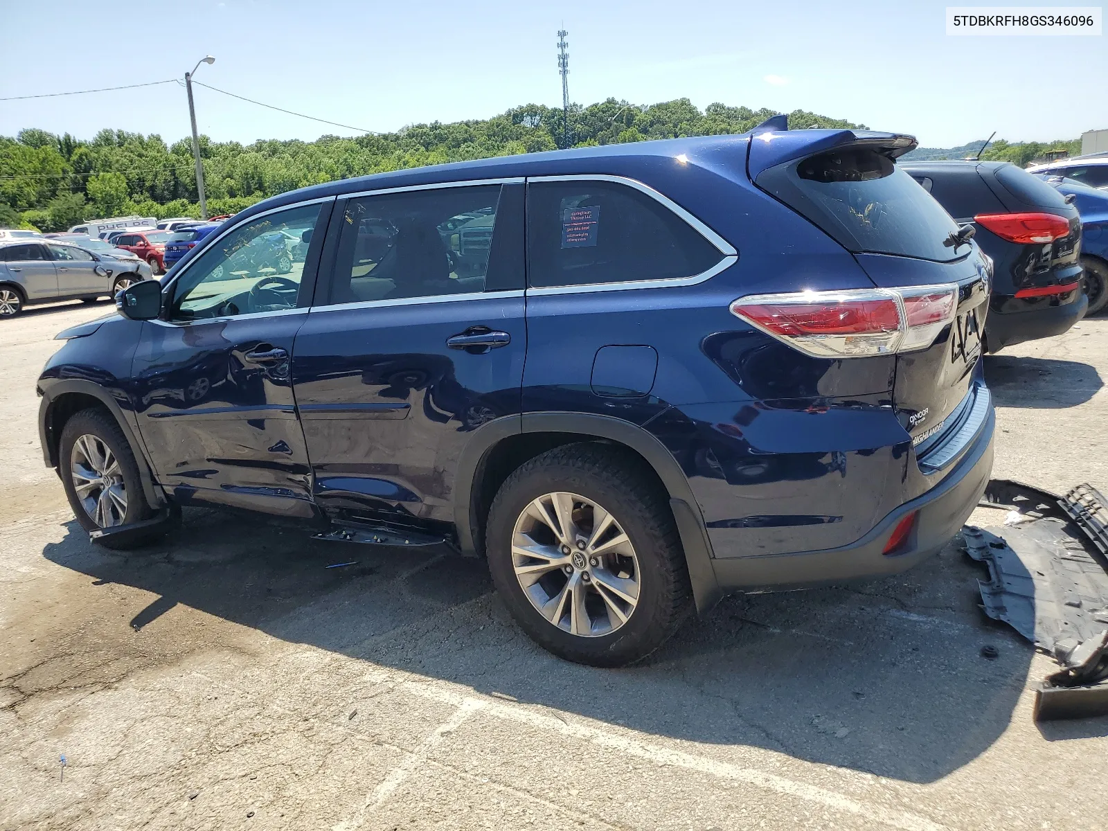 2016 Toyota Highlander Le VIN: 5TDBKRFH8GS346096 Lot: 61912114