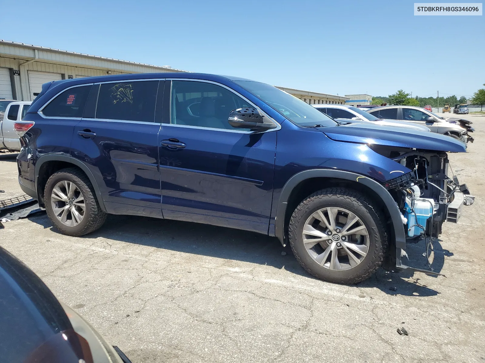 2016 Toyota Highlander Le VIN: 5TDBKRFH8GS346096 Lot: 61912114