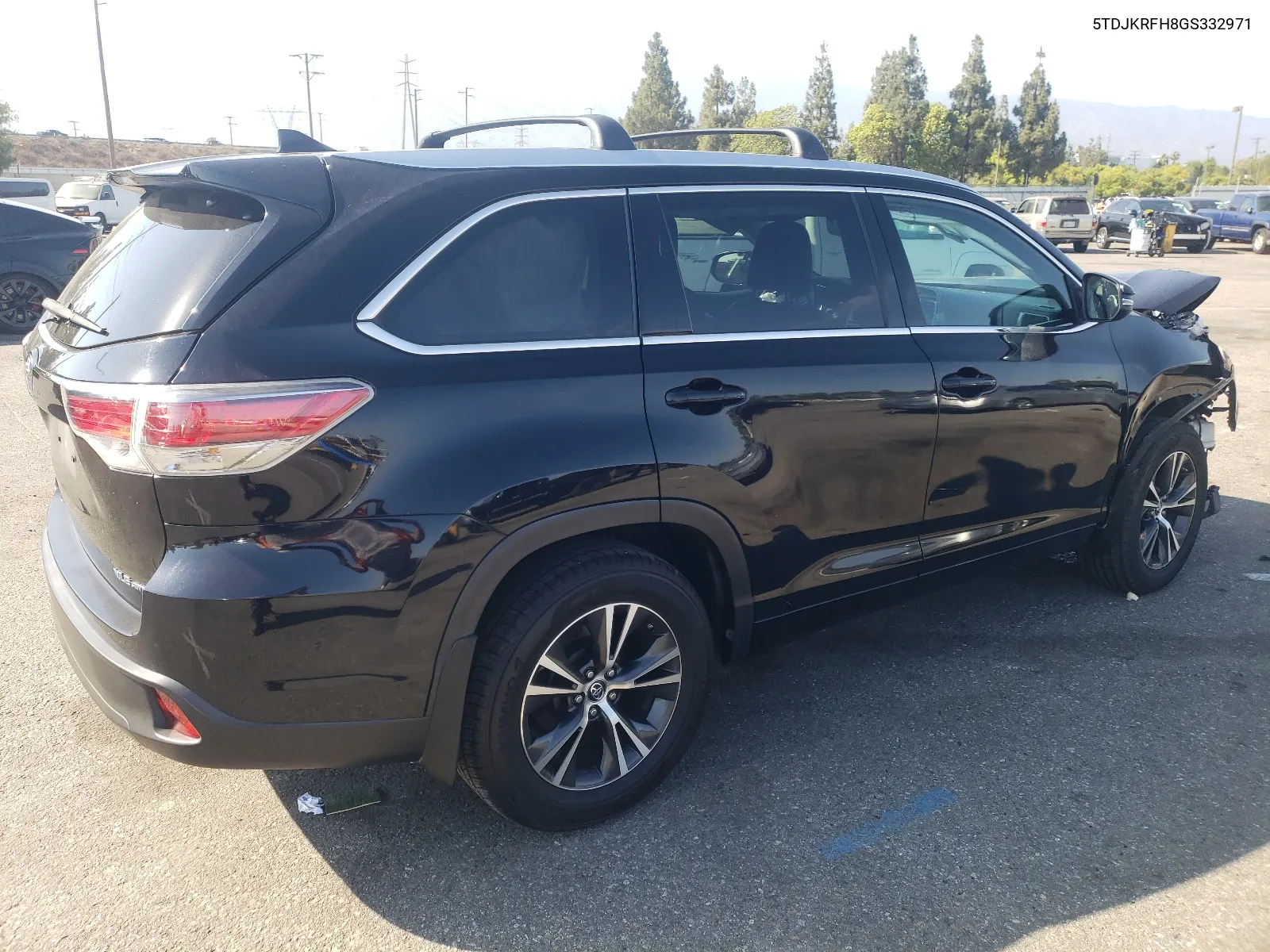 2016 Toyota Highlander Xle VIN: 5TDJKRFH8GS332971 Lot: 63548134