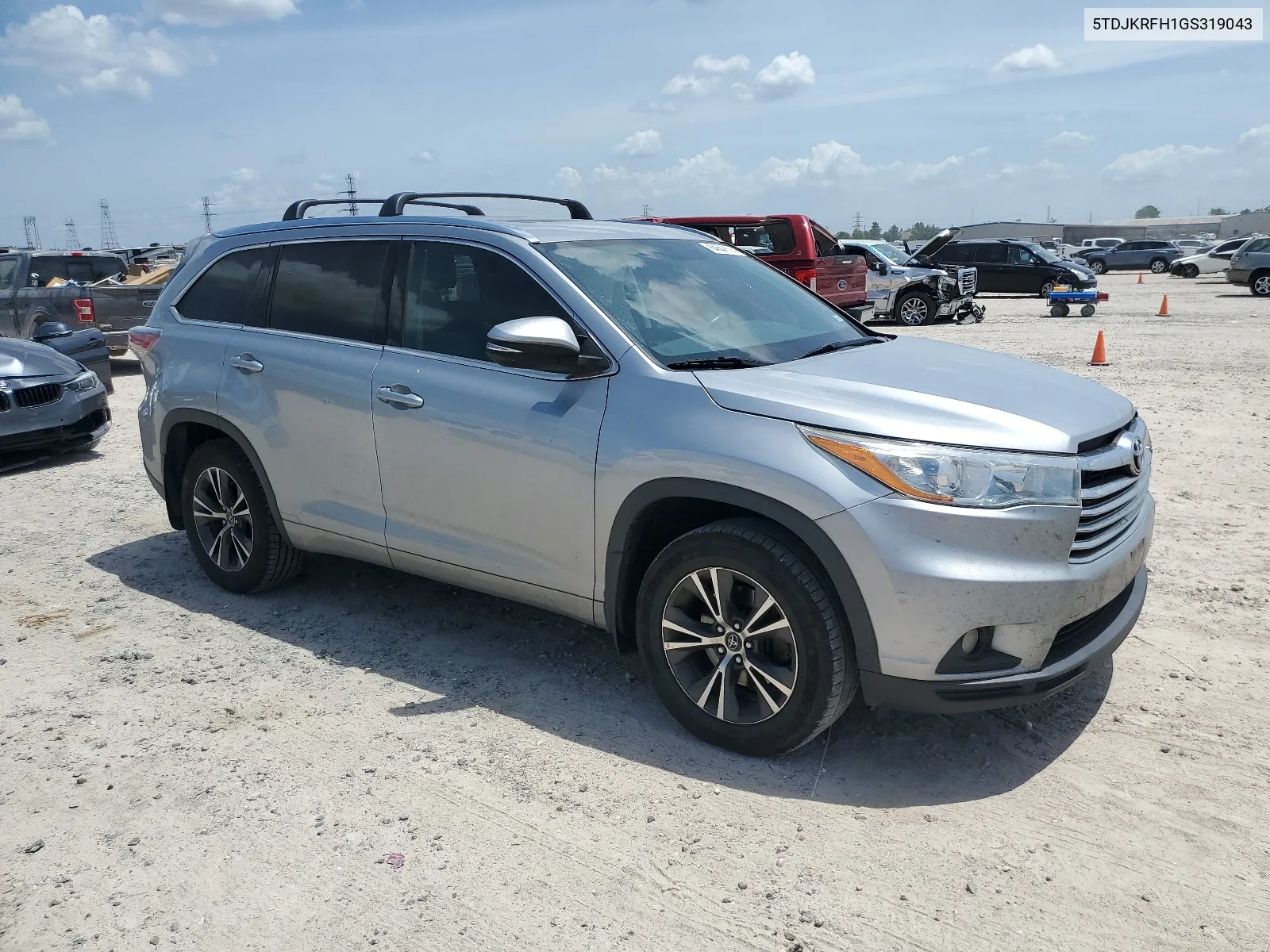 2016 Toyota Highlander Xle VIN: 5TDJKRFH1GS319043 Lot: 64542514