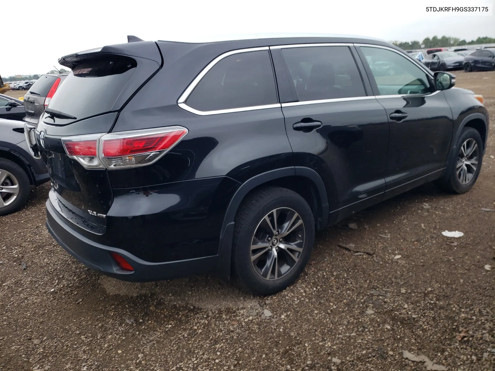 2016 Toyota Highlander Xle VIN: 5TDJKRFH9GS337175 Lot: 65012304