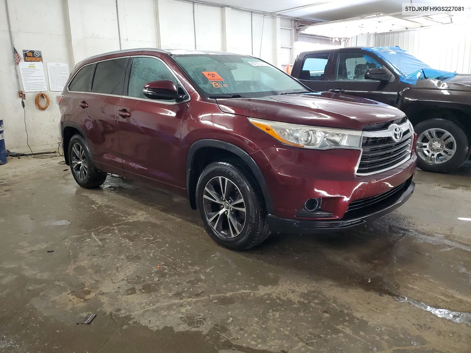 2016 Toyota Highlander Xle VIN: 5TDJKRFH9GS227081 Lot: 65787534