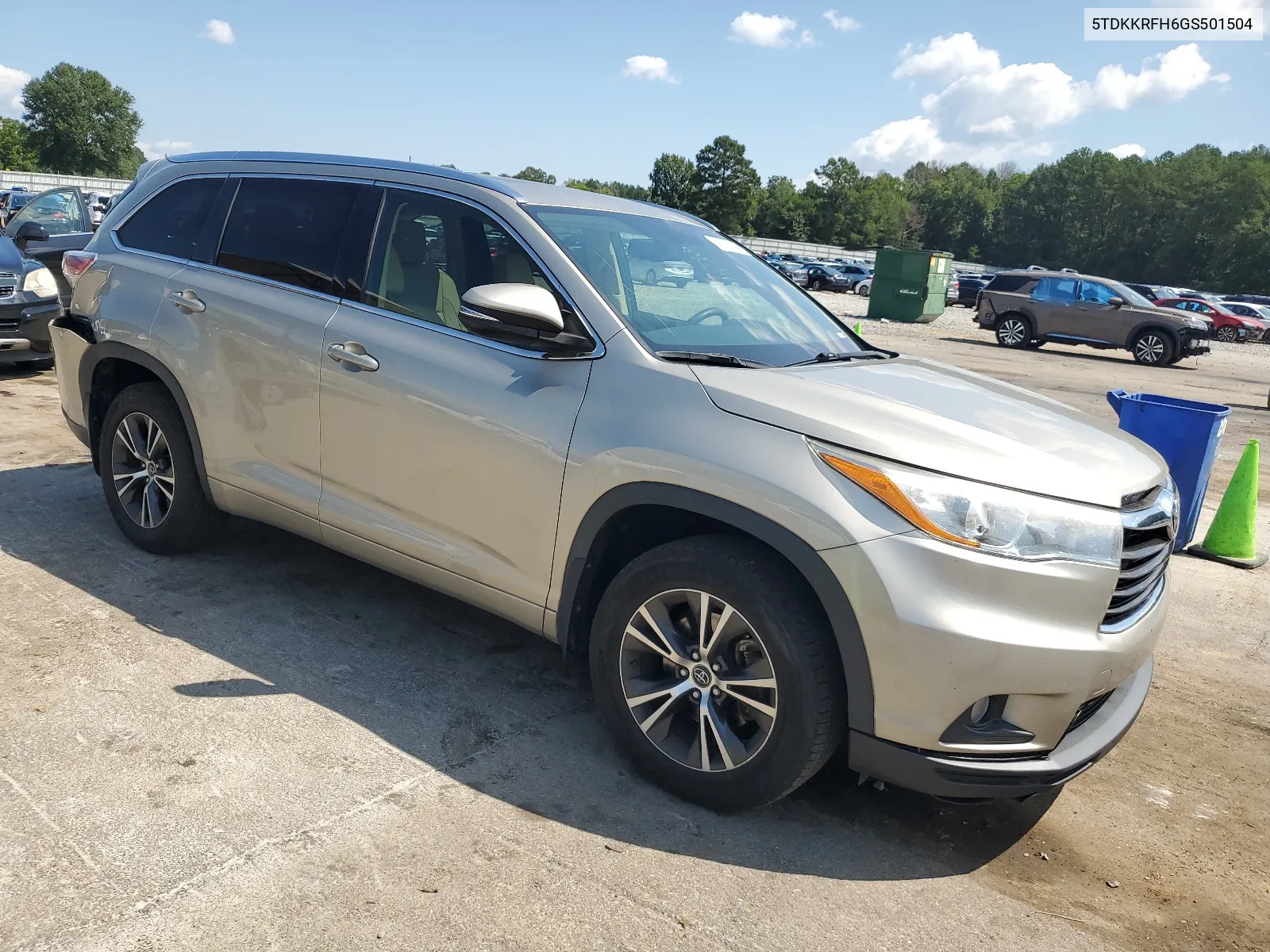 2016 Toyota Highlander Xle VIN: 5TDKKRFH6GS501504 Lot: 68127494