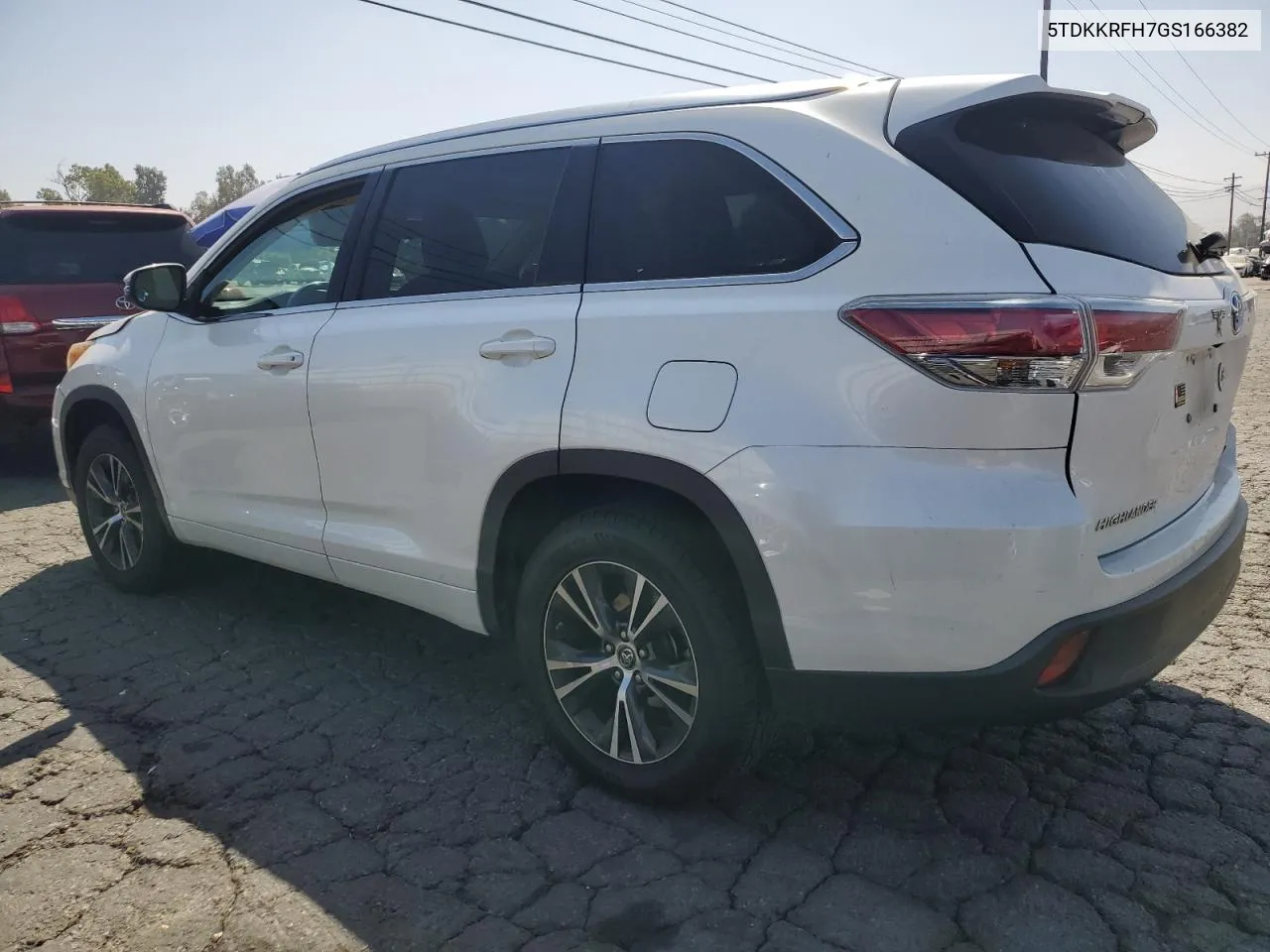 2016 Toyota Highlander Xle VIN: 5TDKKRFH7GS166382 Lot: 69099534