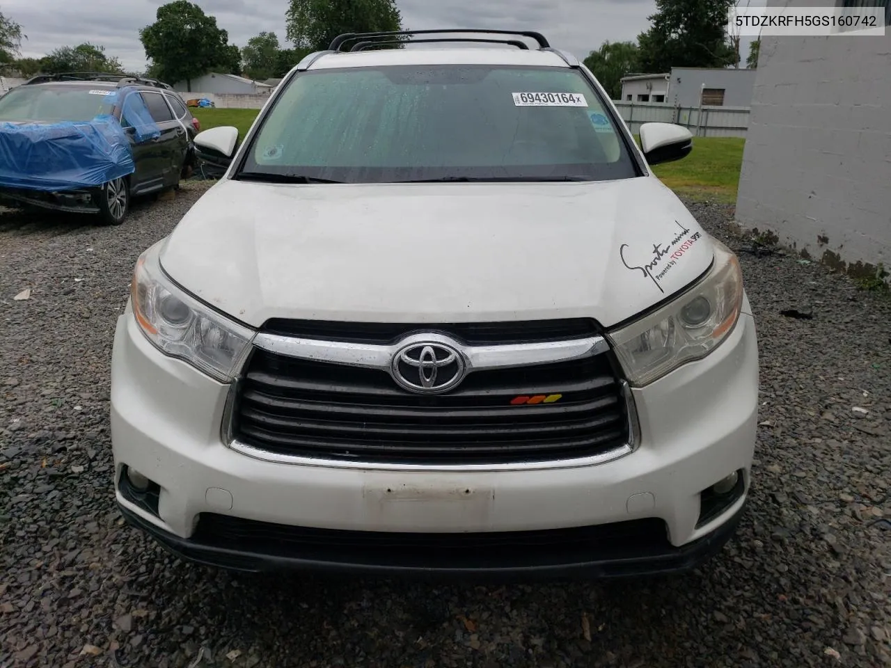 2016 Toyota Highlander Le VIN: 5TDZKRFH5GS160742 Lot: 69430164