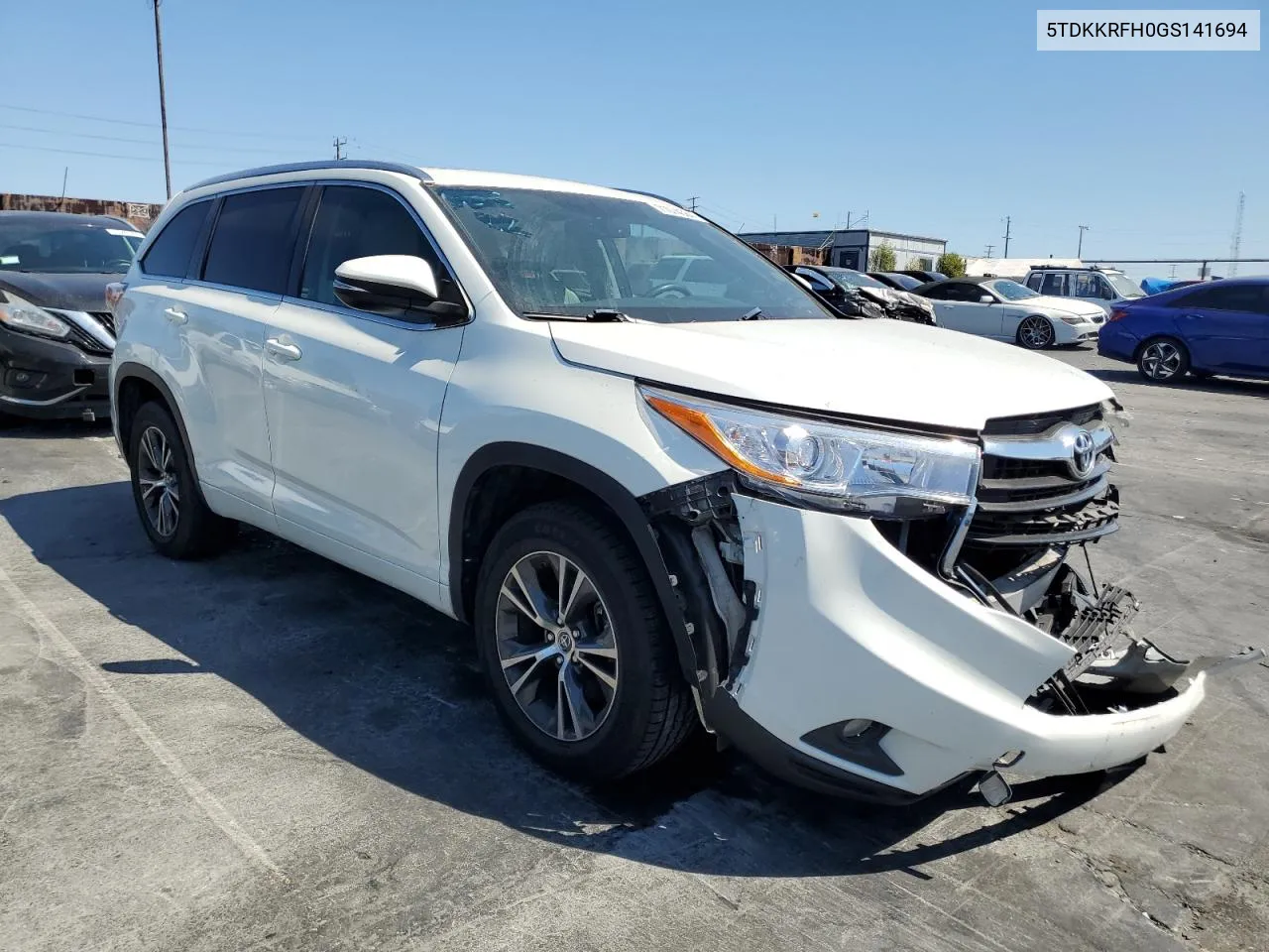 5TDKKRFH0GS141694 2016 Toyota Highlander Xle