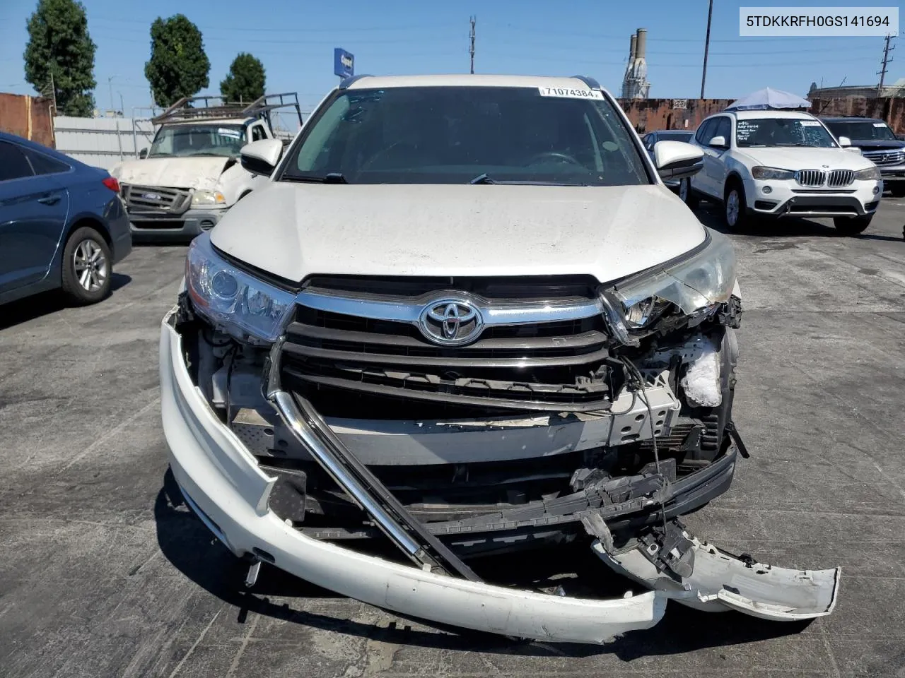 2016 Toyota Highlander Xle VIN: 5TDKKRFH0GS141694 Lot: 71074384