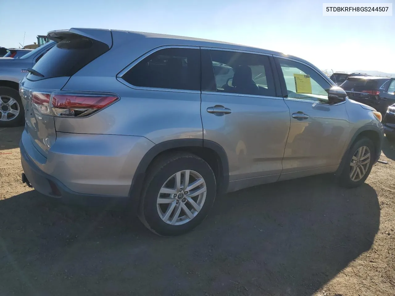 5TDBKRFH8GS244507 2016 Toyota Highlander Le