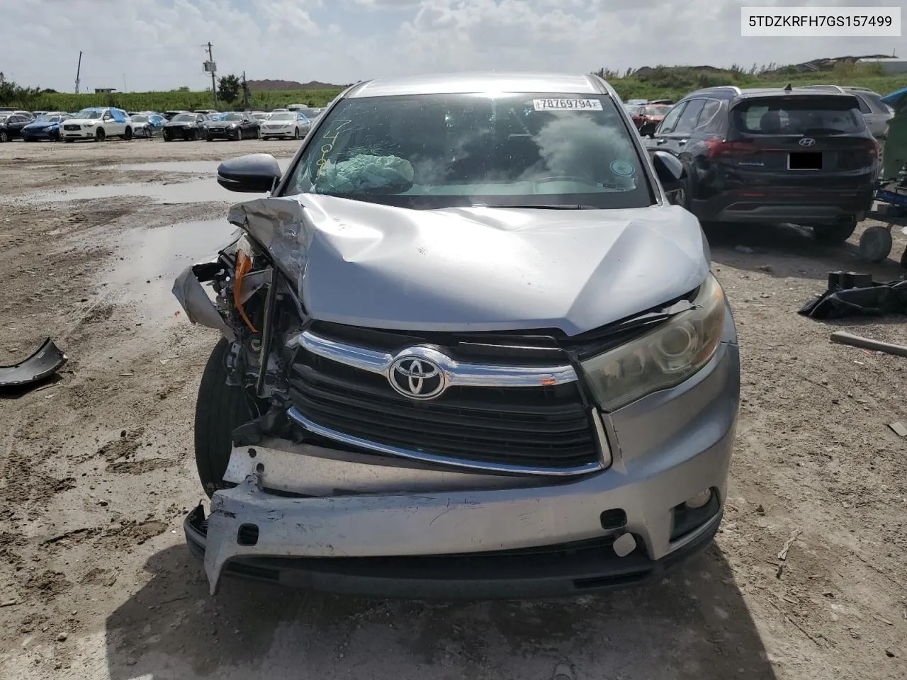 5TDZKRFH7GS157499 2016 Toyota Highlander Le