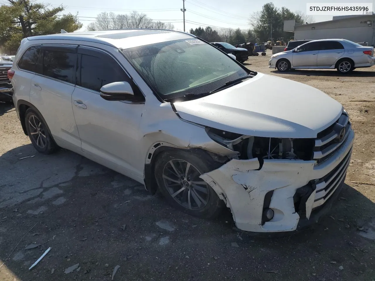 5TDJZRFH6HS435996 2017 Toyota Highlander Se