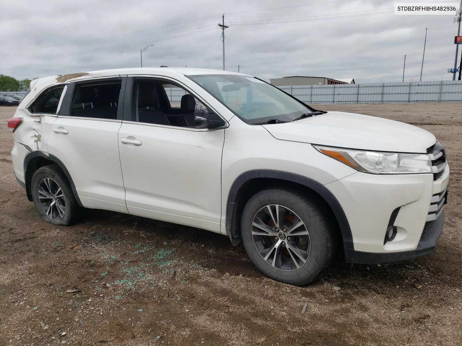 2017 Toyota Highlander Le VIN: 5TDBZRFH8HS482936 Lot: 56044184