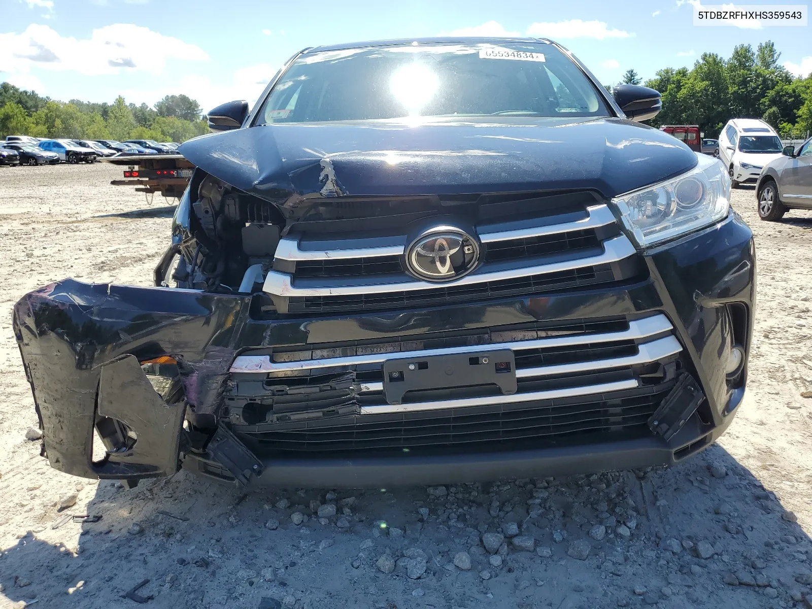 5TDBZRFHXHS359543 2017 Toyota Highlander Le