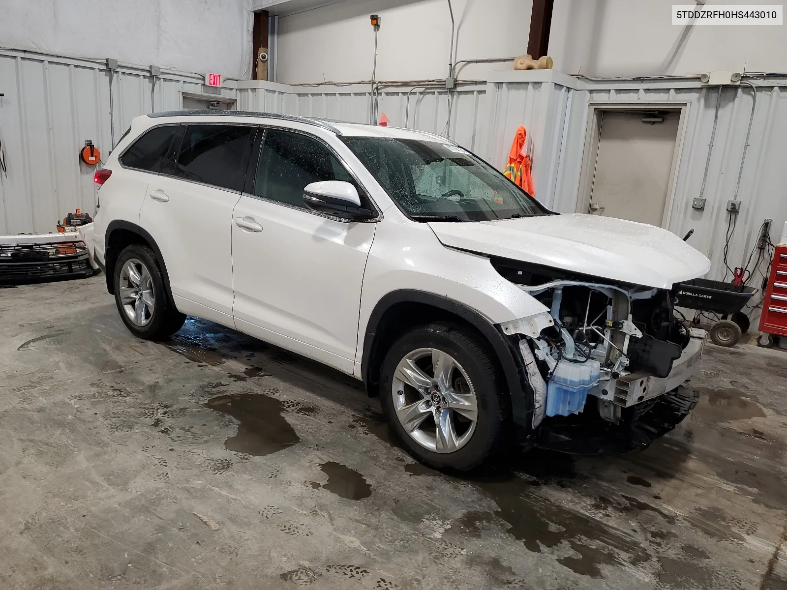 5TDDZRFH0HS443010 2017 Toyota Highlander Limited