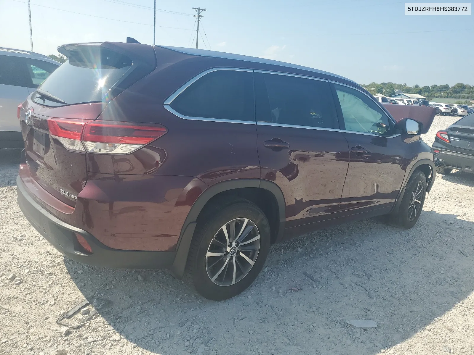 2017 Toyota Highlander Se VIN: 5TDJZRFH8HS383772 Lot: 68417864