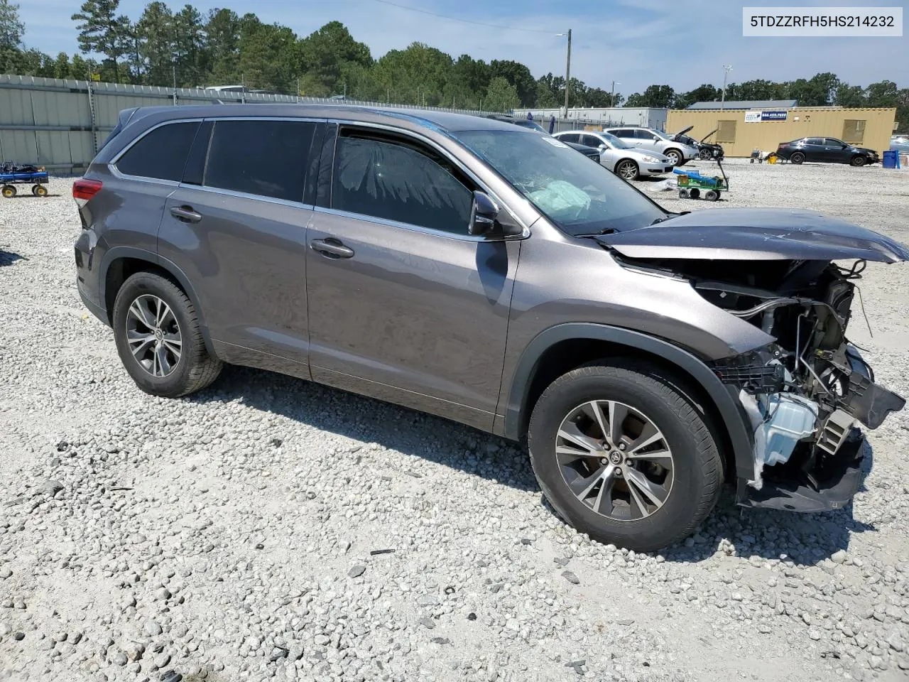 5TDZZRFH5HS214232 2017 Toyota Highlander Le