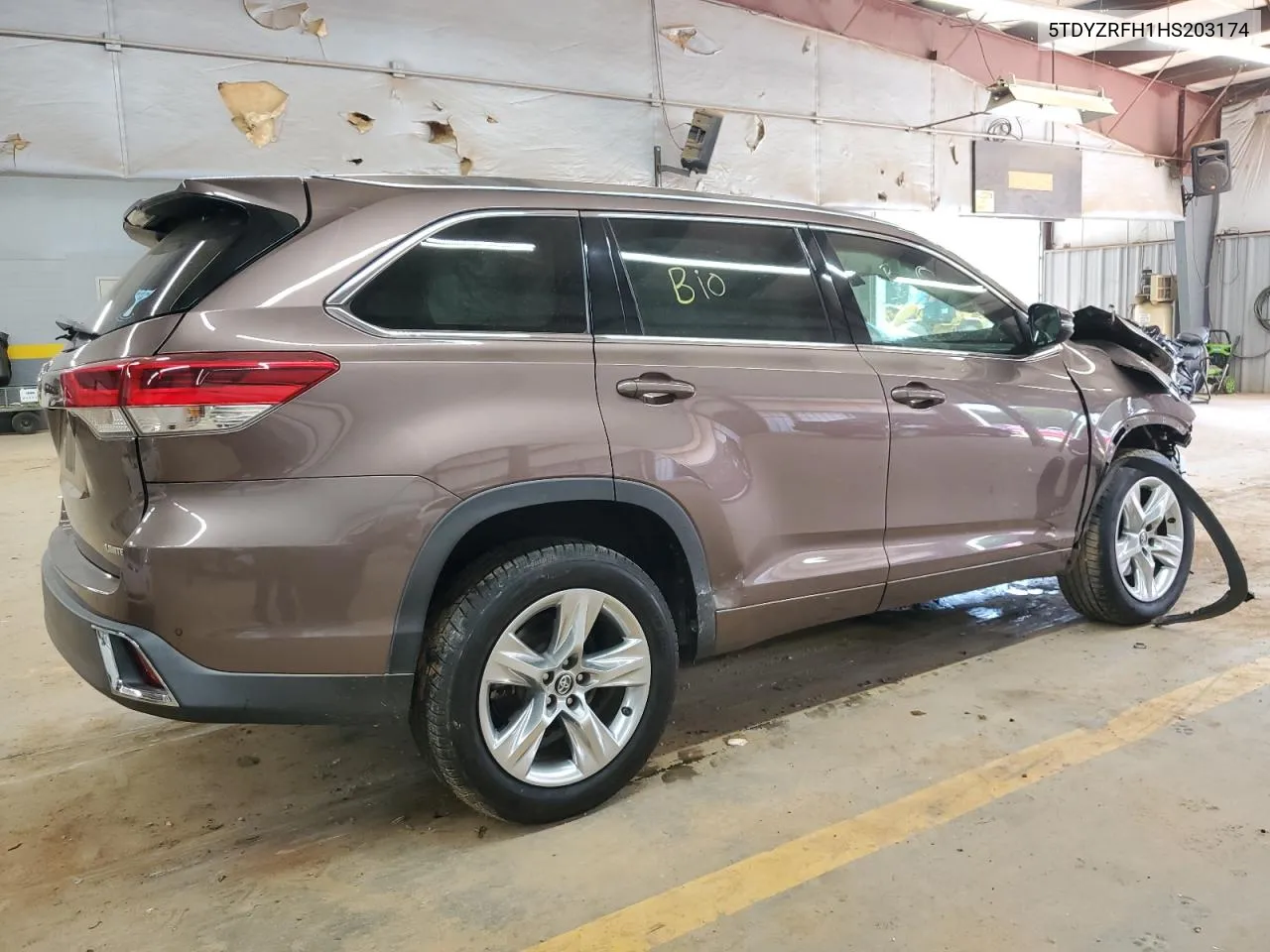 2017 Toyota Highlander Limited VIN: 5TDYZRFH1HS203174 Lot: 68902694