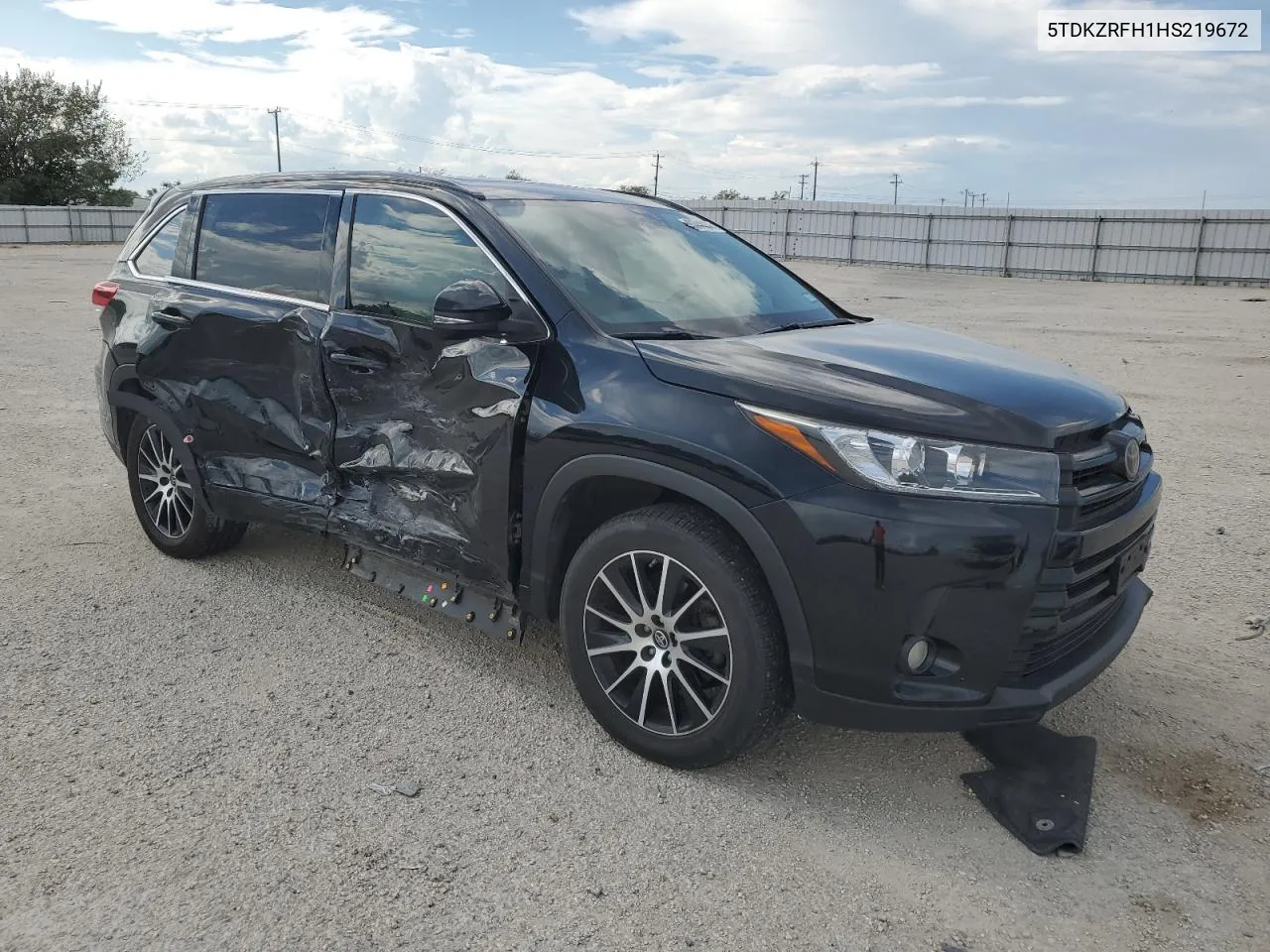 2017 Toyota Highlander Se VIN: 5TDKZRFH1HS219672 Lot: 69344034