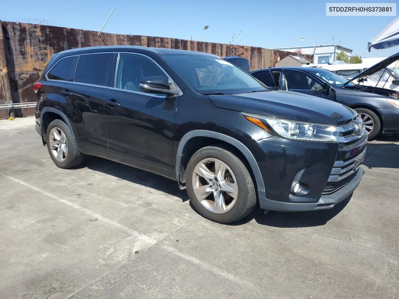 5TDDZRFH0HS373881 2017 Toyota Highlander Limited