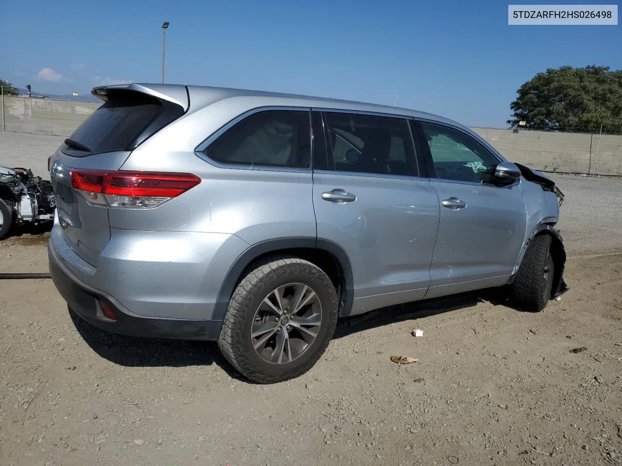 2017 Toyota Highlander Le VIN: 5TDZARFH2HS026498 Lot: 69884044