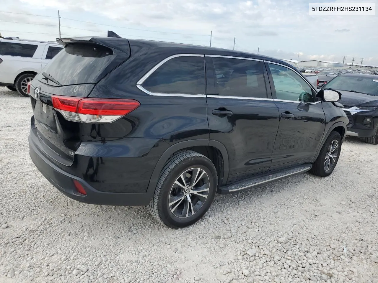 2017 Toyota Highlander Le VIN: 5TDZZRFH2HS231134 Lot: 72631754