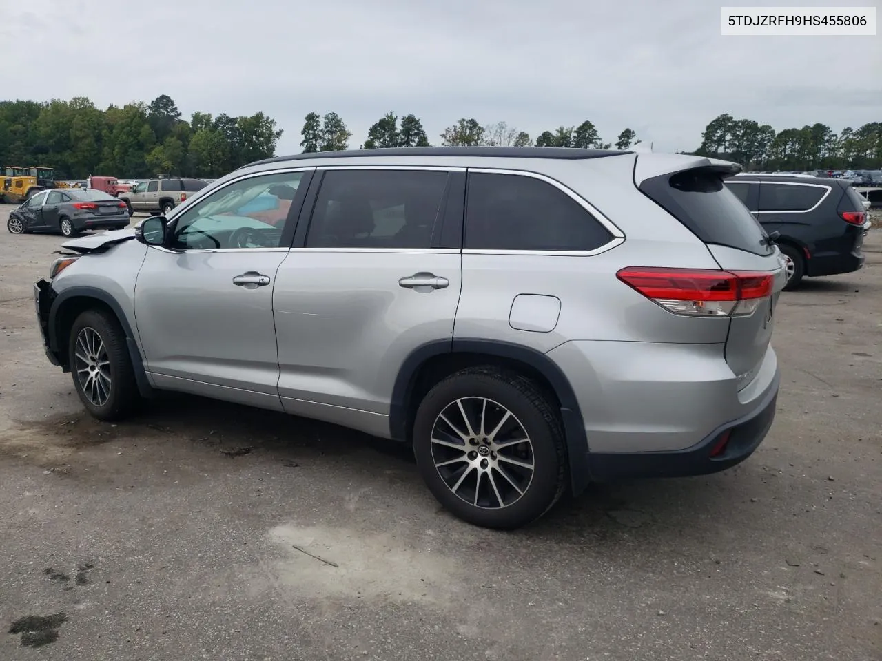 5TDJZRFH9HS455806 2017 Toyota Highlander Se