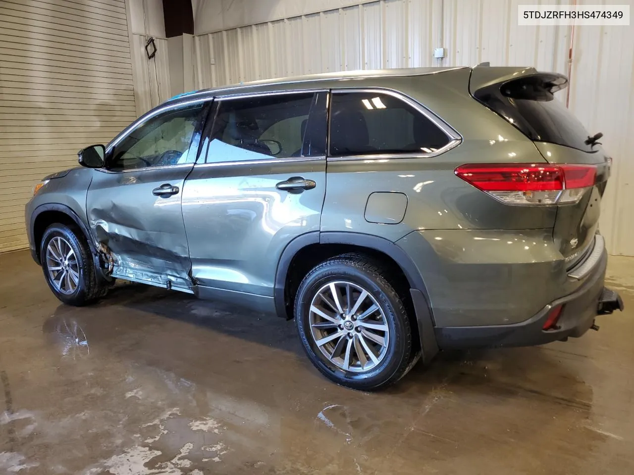 5TDJZRFH3HS474349 2017 Toyota Highlander Se