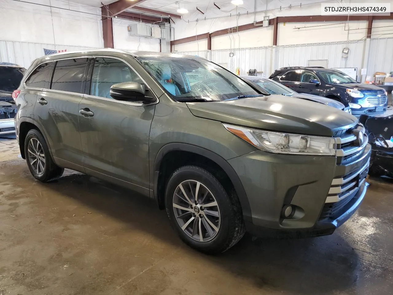 5TDJZRFH3HS474349 2017 Toyota Highlander Se