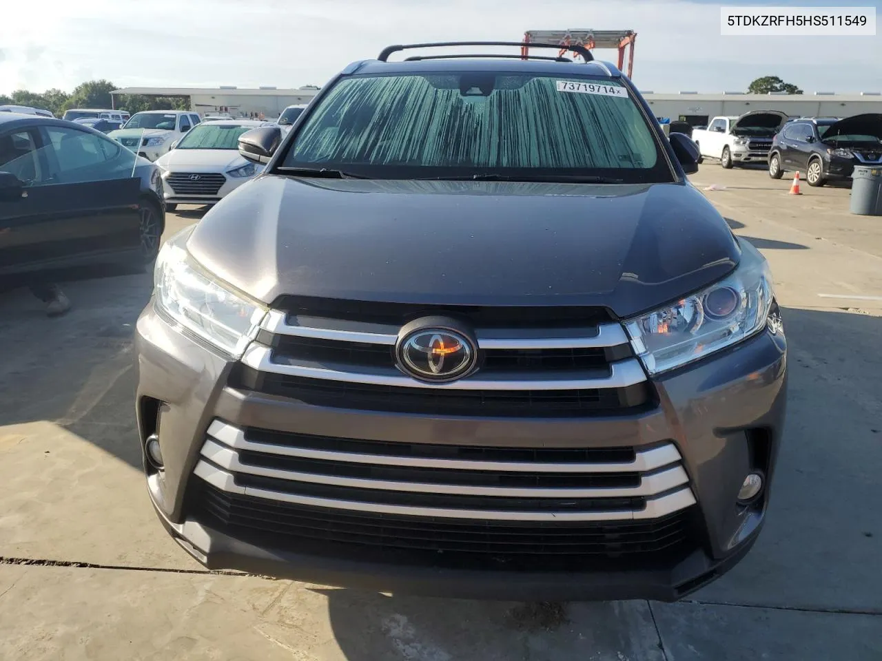 5TDKZRFH5HS511549 2017 Toyota Highlander Se