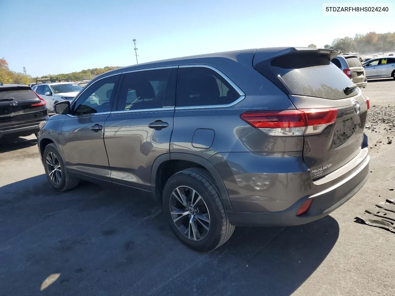 2017 Toyota Highlander Le VIN: 5TDZARFH8HS024240 Lot: 75659634